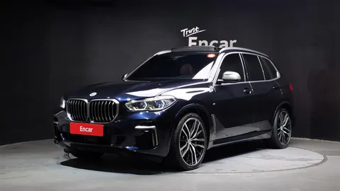 2023 BMW X5 M50i