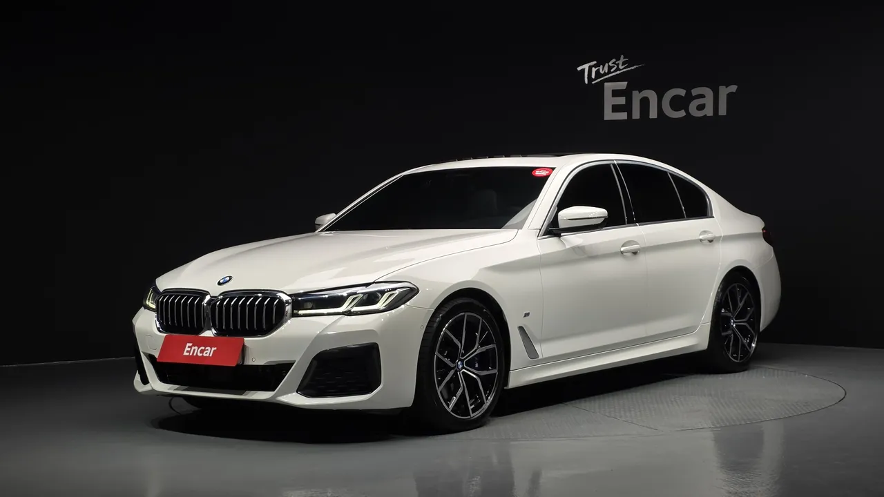 2023 BMW 5-Series 530i xDrive M Sport Package