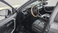 2021 Toyota RAV4 2.5 2WD Hybrid, серый — фото 10