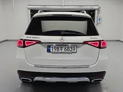 2023 Mercedes-Benz GLE-Class GLE300d 4MATIC — фото 3
