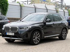 2022 BMW X3 xDrive 30e — фото 12