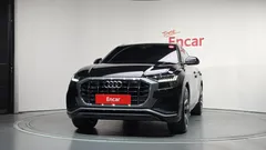 2021 Audi Q8 50 TDI Quattro Premium, чёрный — фото 3