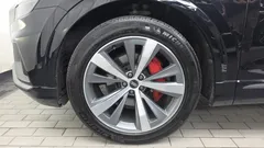 2021 Audi Q8 50 TDI Quattro Premium, чёрный — фото 5