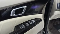 2023 Kia Carnival Diesel 9-Seater Hi-Limousine — фото 18