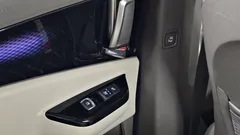 2023 Kia Carnival Diesel 9-Seater Hi-Limousine — фото 19