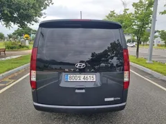2024 Hyundai Staria Cargo 5-Seater — фото 5
