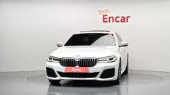 2023 BMW 5-Series 520i M Sport — фото 3