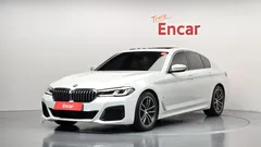 2023 BMW 5-Series 520i M Sport — фото 11