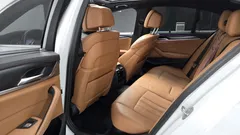 2023 BMW 5-Series 520i M Sport — фото 15