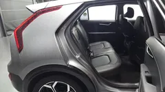 2022 Kia Niro Trendy, серо-серебристый — фото 11