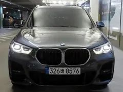 2022 BMW X1 xDrive 20i M Sport — фото 2