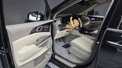 2023 Kia Carnival Gasoline 4-Seater Hi-Limousine — фото 10