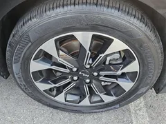 2022 Kia Carnival Diesel 7-Seater Signature — фото 5