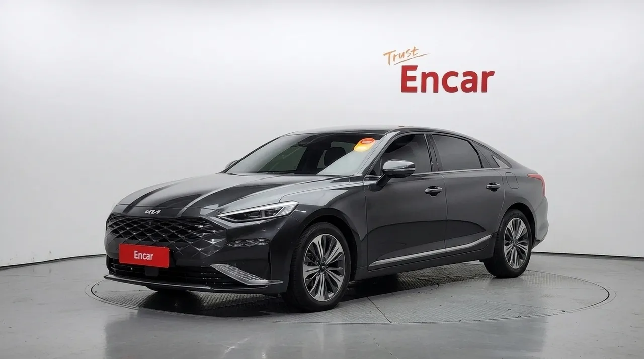 2023 Kia K8 Signature