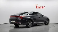 2023 Kia K8 Signature — фото 2