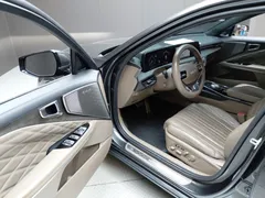 2023 Kia K8 Signature — фото 10