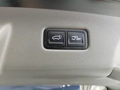 2023 Kia Carnival Diesel 9-Seater Hi-Limousine — фото 19