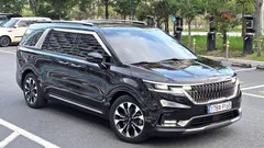 2023 Kia Carnival Diesel 9-Seater Noblesse — фото 2