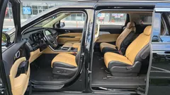 2023 Kia Carnival Diesel 9-Seater Noblesse — фото 16