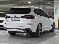 2022 BMW X5 xDrive 30d M Sport — фото 2