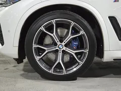2022 BMW X5 xDrive 30d M Sport — фото 5