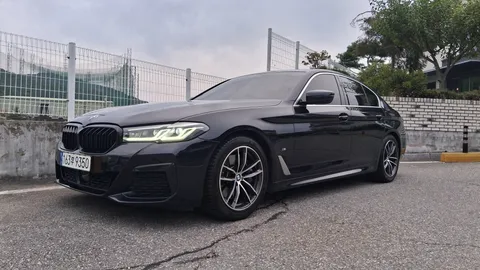2023 BMW 5-Series 520i M Sport