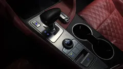2021 Genesis G70 Gasoline 3.3T 4WD, красный — фото 9