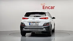 2022 Hyundai Kona Modern, белый — фото 4