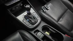 2022 Hyundai Kona Modern, белый — фото 9