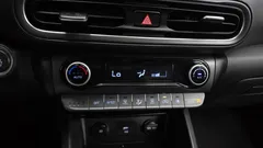 2022 Hyundai Kona Modern, белый — фото 20