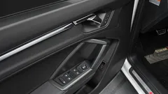 2023 Audi Q3 35 TDI Quattro Premium Sportback — фото 19