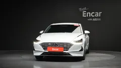 2023 Hyundai Sonata Premium Plus — фото 3