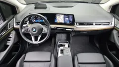2023 BMW 2-Series 220i Luxury — фото 7