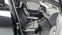 2023 BMW 2-Series 220i Luxury — фото 12