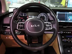 2022 Kia Carnival Diesel 9-Seater Prestige — фото 9