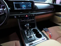 2022 Kia Carnival Diesel 9-Seater Prestige — фото 10