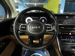 2023 Kia Carnival Diesel 9-Seater Prestige — фото 16