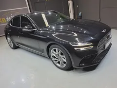 2023 Genesis G70 Gasoline 2.0T 2WD — фото 1
