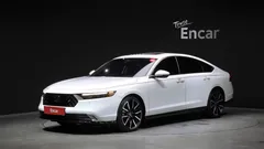 2023 Honda Accord 2.0 Hybrid Touring, белый — фото 1