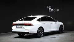 2023 Honda Accord 2.0 Hybrid Touring, белый — фото 2