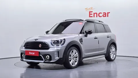 2023 Mini Countryman Classic Plus Launch Pack