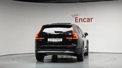 2023 Volvo V60 B5 Ultimate AWD, чёрный — фото 4