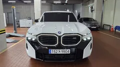 2023 BMW XM 4.4, белый — фото 12