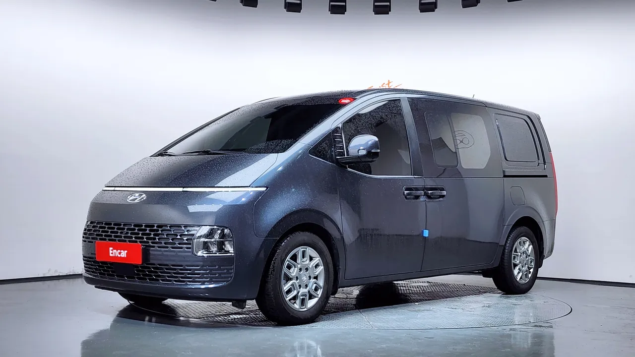 2023 Hyundai Staria L3.5 Cargo 5-Seater