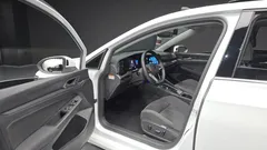 2022 Volkswagen Golf 2.0 TDI Prestige — фото 10