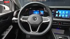 2022 Volkswagen Golf 2.0 TDI Prestige — фото 13