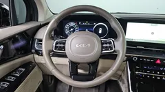2023 Kia Carnival Gasoline 9-Seater Hi-Limousine — фото 13