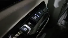 2023 Kia Carnival Gasoline 9-Seater Hi-Limousine — фото 19