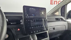 2022 Hyundai Staria Cargo 3-Seater — фото 13