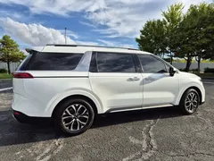 2023 Kia Carnival Diesel 9-Seater Signature — фото 5